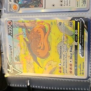 Charizard V Alt, Art